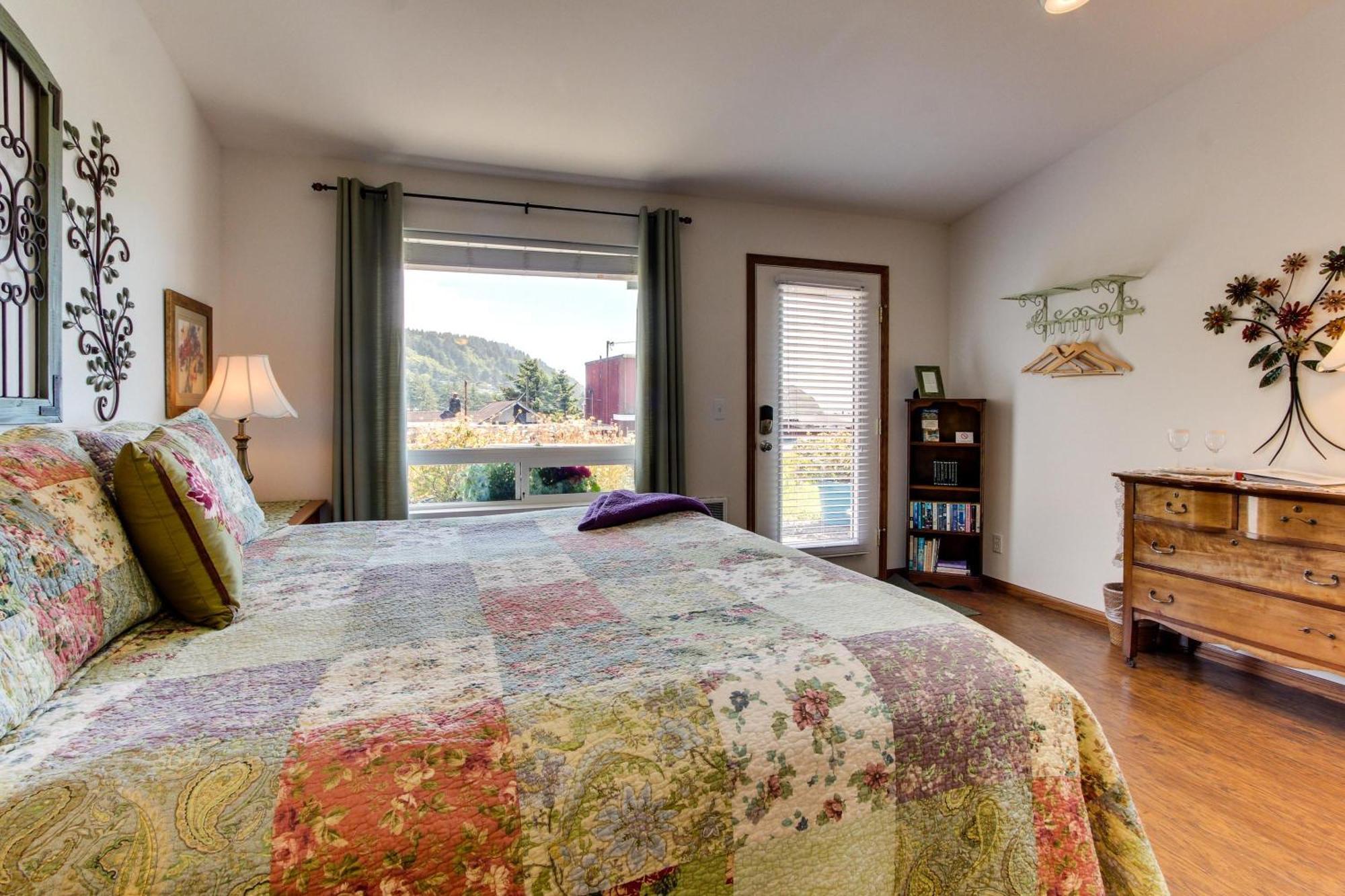 Ocean Cove Inn Yachats Habitación foto